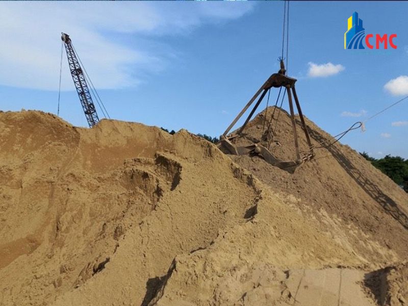 Cát xây tô chất lượng sẽ giúp bề mặt tường mịn màng, không bị nứt chân chim, rạn nứt